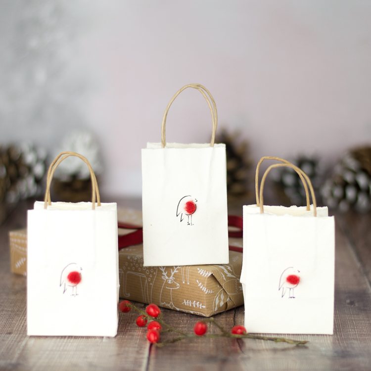Robin Christmas gift bag, tiny - pack of 6