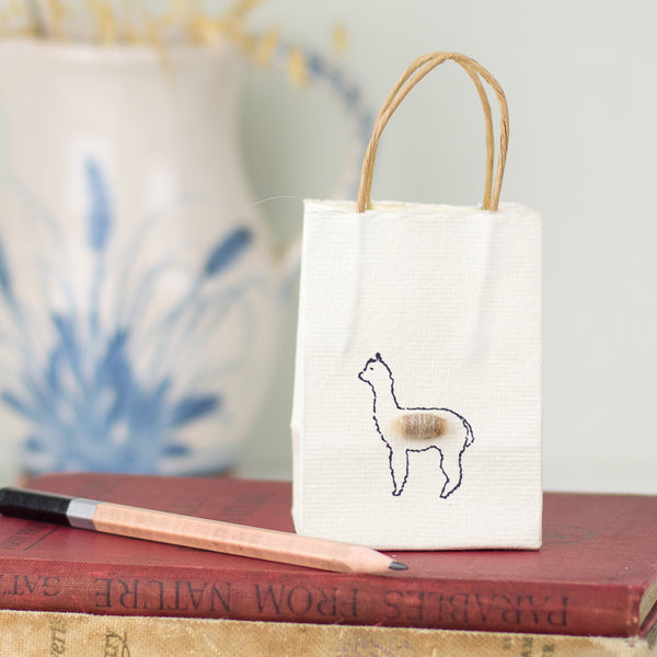 31 llama online tote